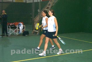 Silva-Billourou, las campeonas del Open aportaron un punto importante para el equipo