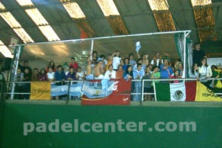 La hinchada argentina no paró de alentar