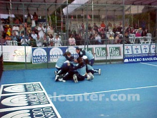 Las chicas argentinas son todo festejo