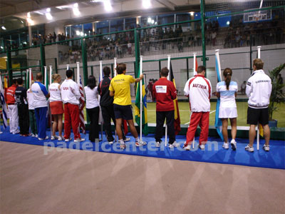 Los abanderados (foto: Padelcenter.com)