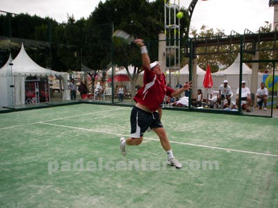 Estados Unidos asestandole un duro golpe a Uruguay (foto: Padelcenter.com)