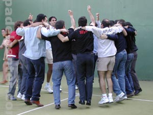 El Sato desató el festejo con pasión