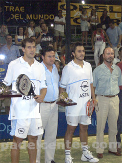 Díaz-Belasteguin en el podio (foto: gentileza Francisco García Pérez)