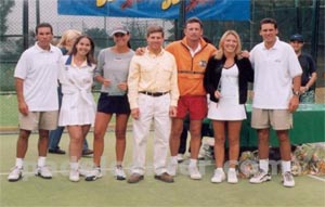 Gastón Correa - Edecán - Leny Martínez (Campeona Campeonato Femenil) - Román González (Comité de Padel) - Rafael Enecoiz (Presidente Lomas Sporting Club) - Ximena Suniaga (Campeona Campeonato Femenil) - Daniel Correa.