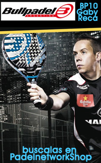 Gaby Reca juega con Bullpadel