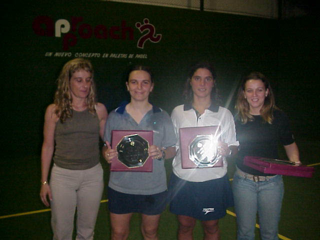 Vasallo-Sbrascini, subcampeonas, junto a las organizadoras