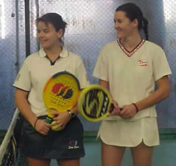 Cata Tenorio se juntó con la zurda Rinaudo para poder jugar de revés