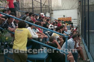 Las tribunas de Entre Amigos