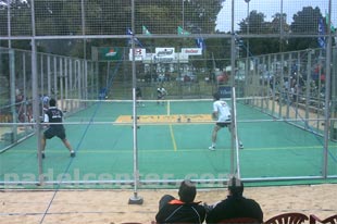 Gomez Silingo-Rodriguez (de espaldas) frente a Pinto-Vilas