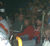 Melissa Capra, instantes antes de viajar a España, junto a Ceci Reiter.
