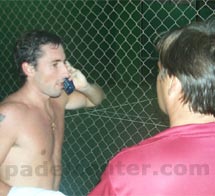 Grabiel sale al aire para todo el mundo por Padelcenter, durante la transmisión radial.