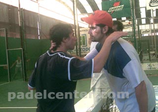 Pablo Ciavatta saluda a Leo Rincon