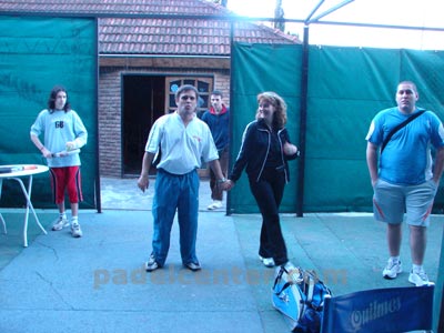 Guillermo y Erica Russell, Alfredo De Luca