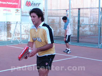 Valenzuela y sacando, Emmanuel García
